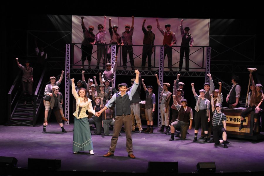 Theatre+Review%3A+Newsies