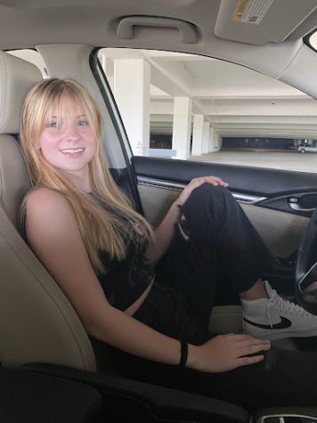 Photo of Alexis Binkley